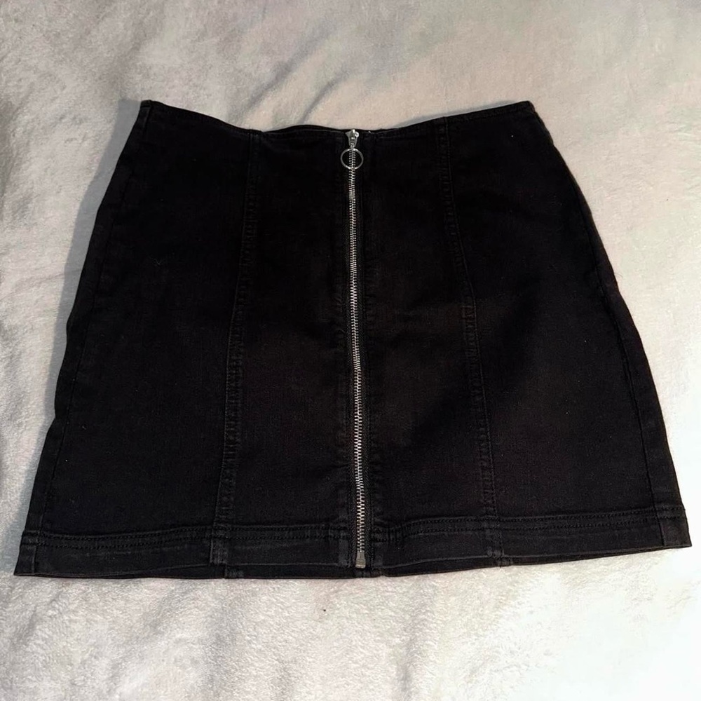 zip up denim mini skirt